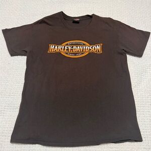 Harley Davidson Eugene, Oregon brown tee.  Fits like a men’s large.